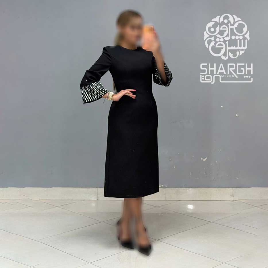 پیراهن میدی پوشیده آستین کارشده پیراهن میدی پوشیده آستین کارشده